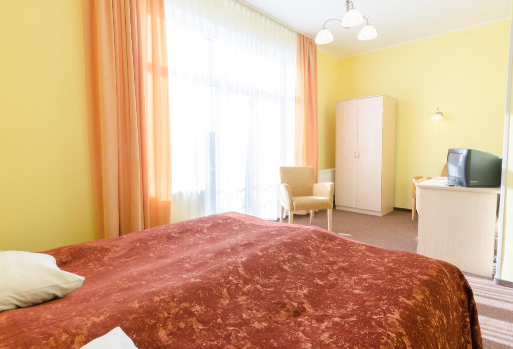 Hotel Vilmaja Riga Exterior photo